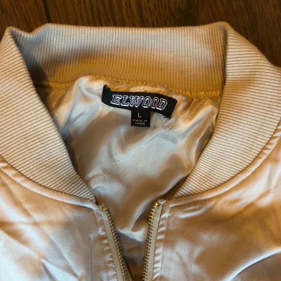 SOLD🔴Bomber jacket - Picture 2 of 5